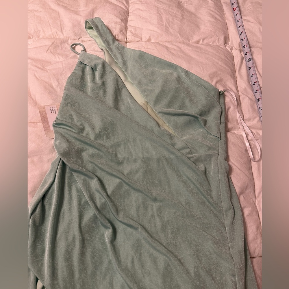 Katie May Los Angeles A Cut Above Gown - NWT - Size L Mint Green One-Shoulder - Picture 6 of 13